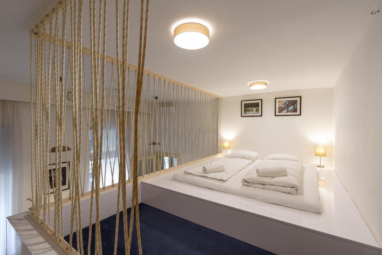Modern Stylish Loft Next To New York Palace Budapeste Exterior foto