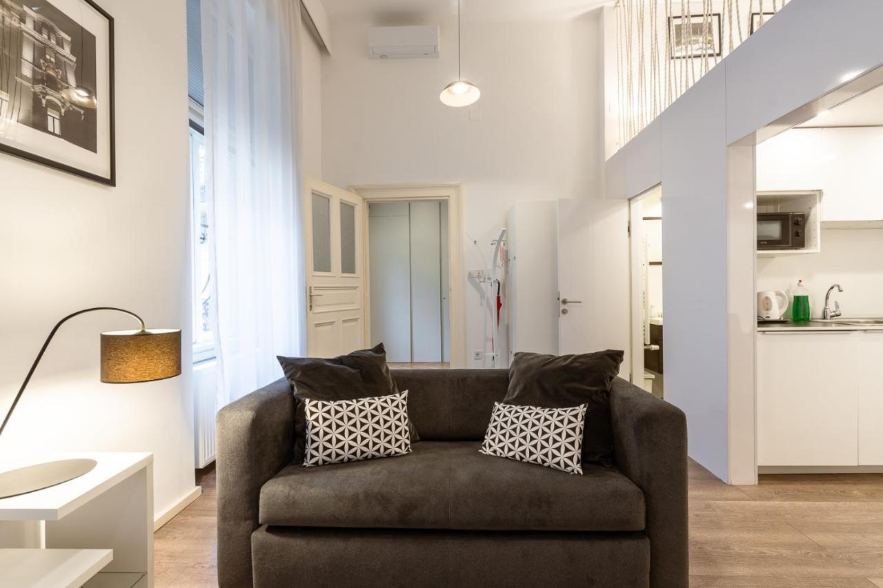 Modern Stylish Loft Next To New York Palace Budapeste Exterior foto